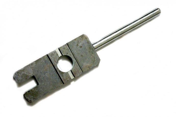 Приспособление для фиксации коленчатого вала двигателя B@3 21179 (21177-1005350) купить недорого с доставкой в Новосибирск