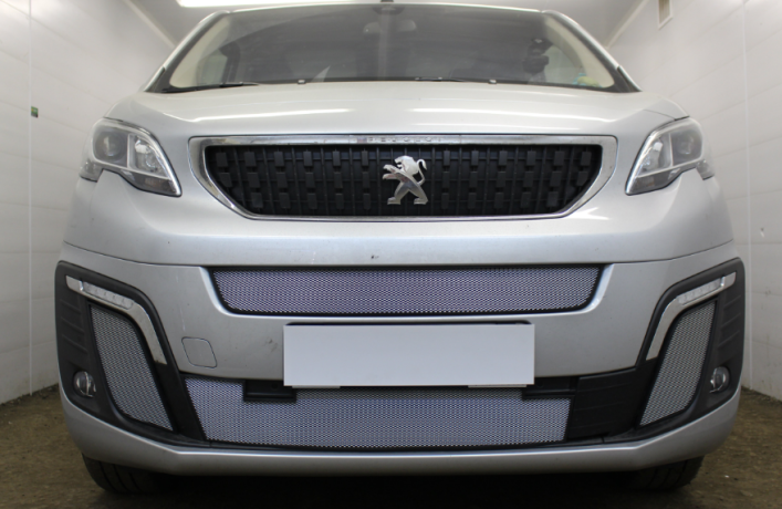 Защита радиатора "Standart" Peugeot Traveller (2017-н.в.) центральная, хром купить недорого с доставкой в Новосибирск