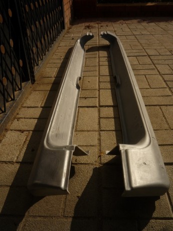 комплект порогов стеклопластик для У@З 3163 p@triot (дорестайлинг) купить недорого с доставкой в Новосибирск