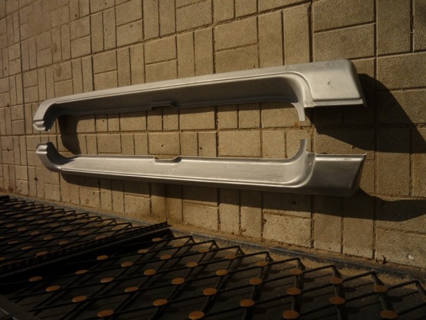 комплект порогов стеклопластик для У@З 3163 p@triot (дорестайлинг) купить недорого с доставкой в Новосибирск