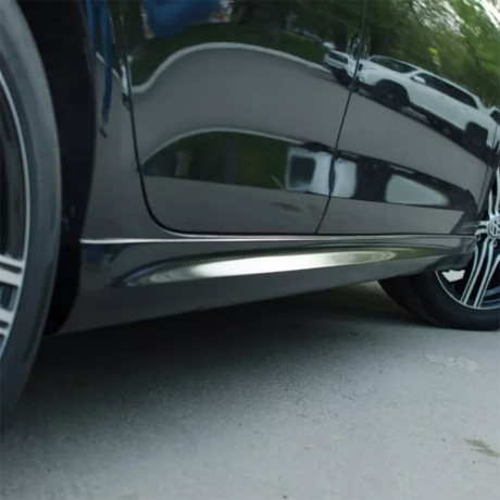 Накладки на пороги R-Line для Volkswagen Golf (VI gen)(2008-2012), Golf Plus (V gen)(2004-2014) купить недорого с доставкой в Новосибирск