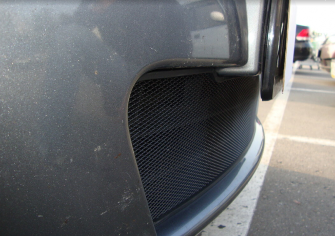 Защита радиатора "Standart" Nissan Note (2008-2012) чёрная купить недорого с доставкой в Новосибирск