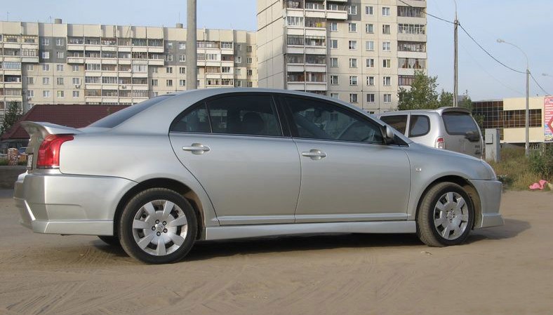 Пороги "Demo" Toyota Avensis купить недорого с доставкой в Новосибирск