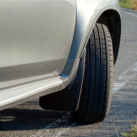 Брызговики передние широкие Nissan Terrano (2014-н.в.) купить недорого с доставкой в Новосибирск