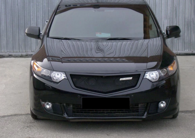 Решетка радиатора "Sport" (сетка в комплекте) var №1 для Honda Accord VIII (2008-2010) купить недорого с доставкой в Новосибирск