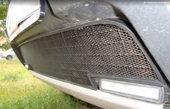 Защита радиатора "Standart" Renault Duster (2010-2015) с ходовыми огнями, чёрная купить недорого с доставкой в Новосибирск