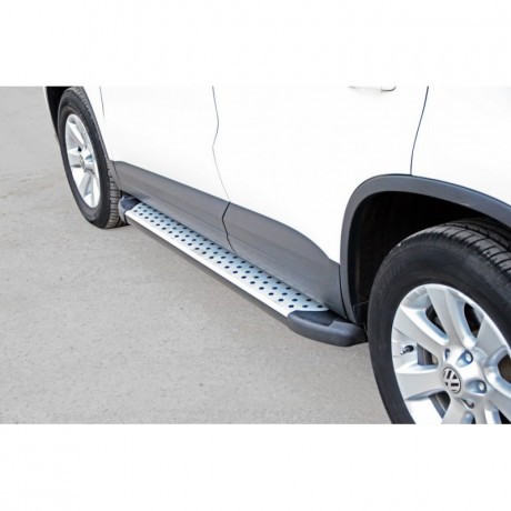 Защита порогов «Бумер» алюминиевая с резинкой для Volkswagen Tiguan (2011-2017) купить недорого с доставкой в Новосибирск