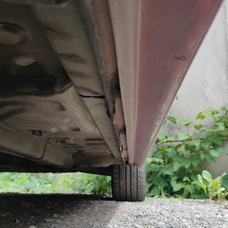 Накладки на пороги "Спорт" для L@DA Vesт@, Vesт@ SW (2015-н.в.) купить недорого с доставкой в Новосибирск