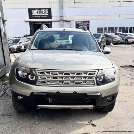 Решетка радиатора "Кибер стиль" (грунтованная, матовая) для Renault Duster (2010-2020) купить недорого с доставкой в Новосибирск