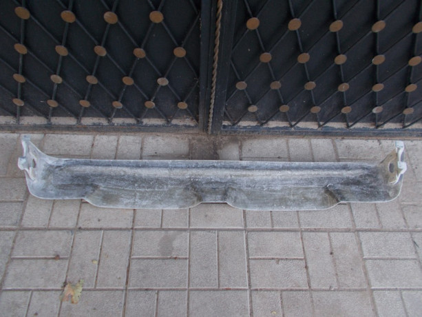 Козырек лобового стекла стеклопластиковый на Mitsubishi Pajero Sport I, II купить недорого с доставкой в Новосибирск