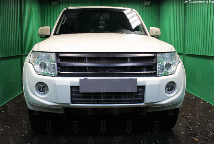 Защита радиатора "Standart" Mitsubishi Pajero (2011-2015) чёрная купить недорого с доставкой в Новосибирск