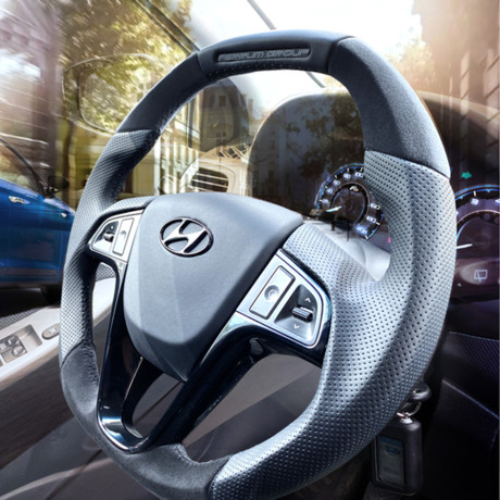 Анатомическое рулевое колесо Ferrum Group со вставками из алькантары для  Hyundai Solaris купить недорого с доставкой в Новосибирск