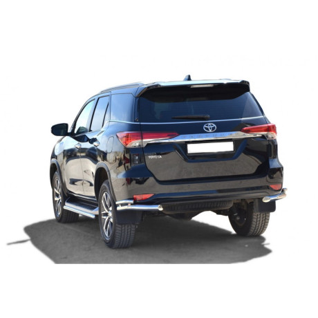 Защита заднего бампера «Уголки двойные» (d63,5) для Toyota Fortuner (2017-н.в.)(Нерж. Сталь) купить недорого с доставкой в Новосибирск