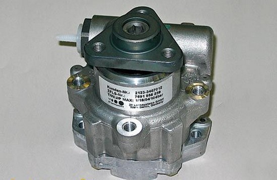 Насос рулевого управления масляный для B@3 2123 "Chevrolet Niv@" в сборе (21230340701200) купить недорого с доставкой в Новосибирск