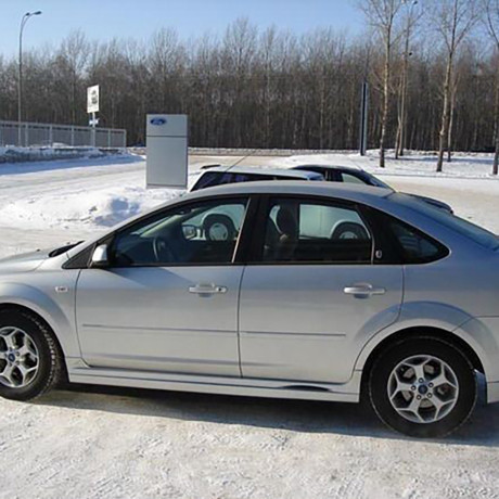 Накладки на пороги "FT" для Ford Focus 2 (седан, хетчбэк 5-дв.)(2004-2011) купить недорого с доставкой в Новосибирск